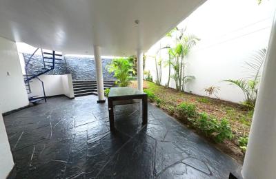 ALQUILER DE LINDA CASA DE 3 PISOS EN PIMENTEL